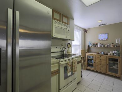 Bradenton Lake Front Two Bedroom Condo