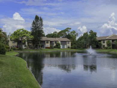 Bradenton Lake Front Two Bedroom Condo