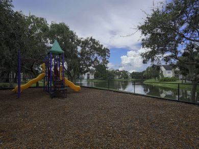 Bradenton Lake Front Two Bedroom Condo