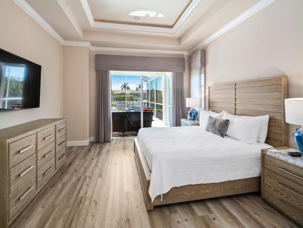 Magnificent Marco Vacation Home Three Bedrooms Plus a Den.