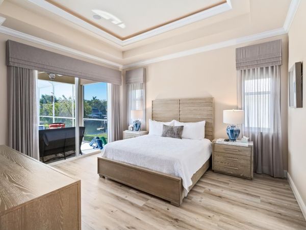 Magnificent Marco Vacation Home Three Bedrooms Plus a Den.