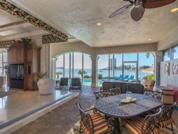 Marco Island Luxury Vacation Rental Sleeps Eight Guests