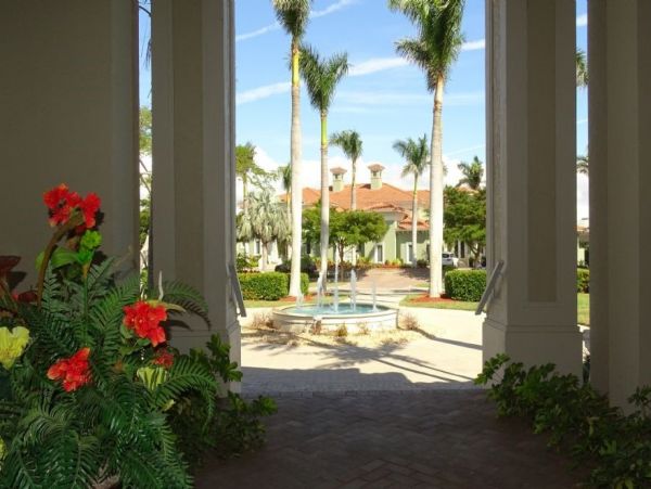 Marco Island Luxury Vacation Rental Sleeps Eight Guests