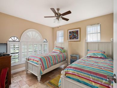 Marco Island Home 912560