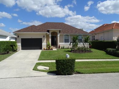 Family Friendly Home 2 Blocks to Beach!