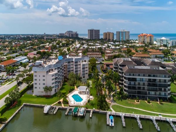 Luxury Vacation Rental on Marco Island with Stunning Views