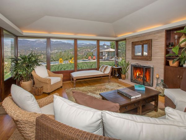 Santa Barbara Luxury 7 Bedroom Vacation Pool Home Sleeps 14