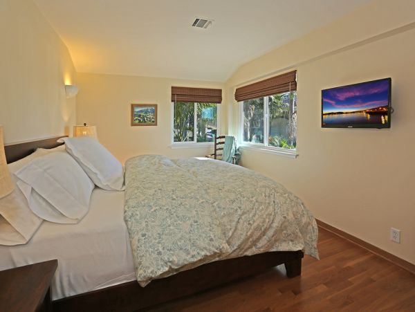 Santa Barbara Luxury 7 Bedroom Vacation Pool Home Sleeps 14