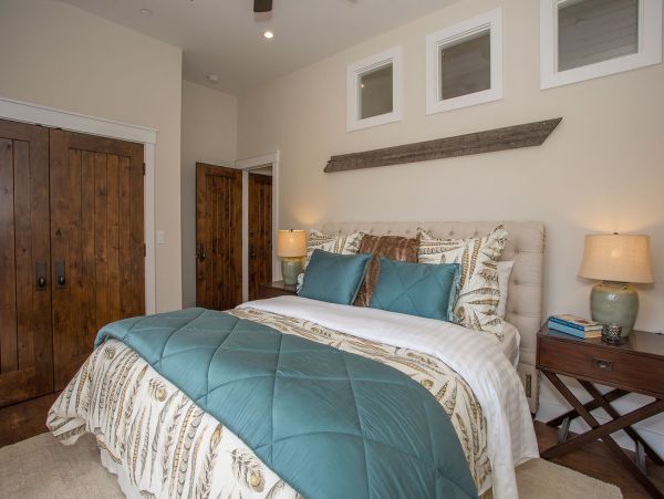 Santa Barbara Luxury 7 Bedroom Vacation Pool Home Sleeps 14