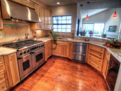 Summerland Luxury Rental Close to Santa Barbara