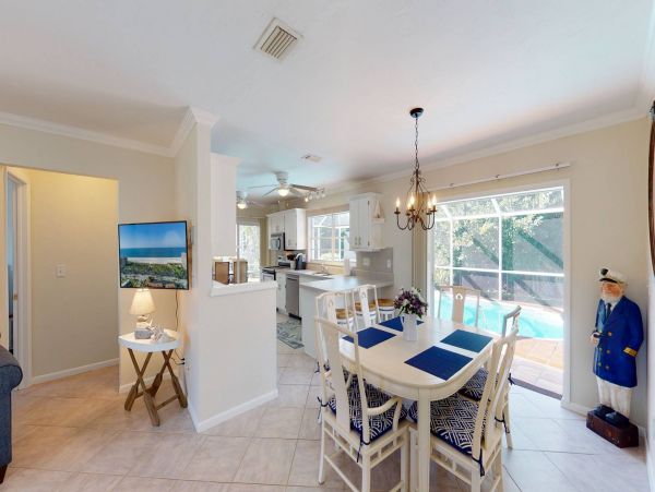 Lovely Marco Island Vacation Home Sleeps 6 Guests
