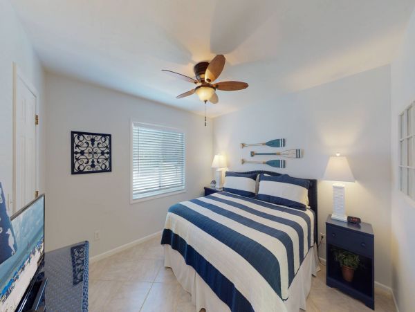 Lovely Marco Island Vacation Home Sleeps 6 Guests