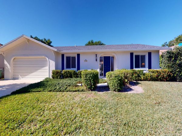 Lovely Marco Island Vacation Home Sleeps 6 Guests