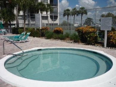 Marco Island Condo 912588