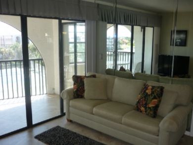 Marco Island One Bedroom Condo Sleeps 5 Bay Views
