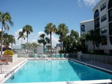 Marco Island Condo 912595