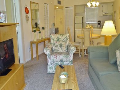 Marco Island Charming 2 Bedroom Great Location