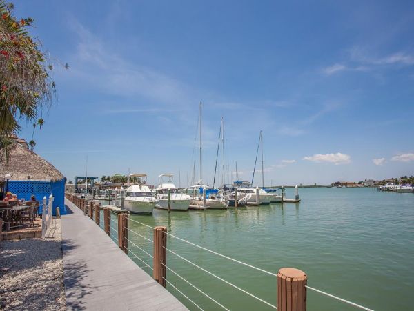 Marco Island Bay Vacation Condo Rental