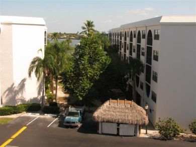 Marco Island Condo 912601