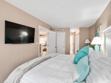 Marco Island Condo 912610