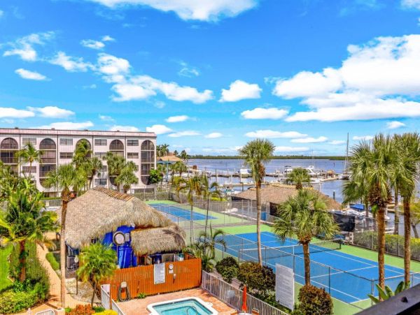 Bay Views Marco Island Vacation Condo
