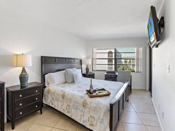 Bay Views Marco Island Vacation Condo