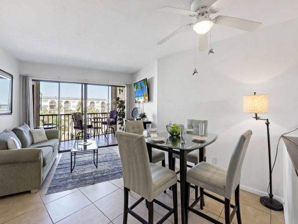 Bay Views Marco Island Vacation Condo