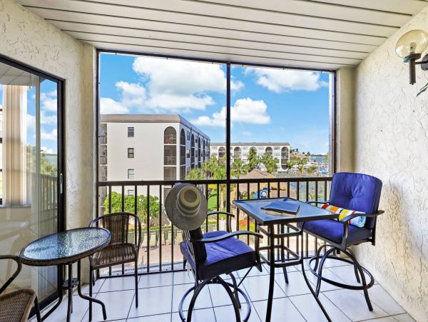 Bay Views Marco Island Vacation Condo