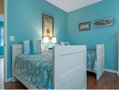 Holmes Beach Vacation Home Sleeps Six Guests.