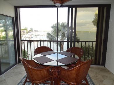 Marco Island Condo 912624 Marco Island Condo 912624