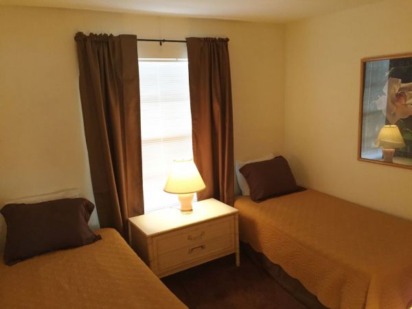 Marco Island Vacation Condo 2 Bedroom, Pools & Tennis Courts