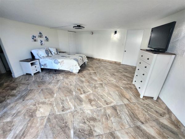 Waterfront Two Bedroom Vacation Rental Condo in Marco Island