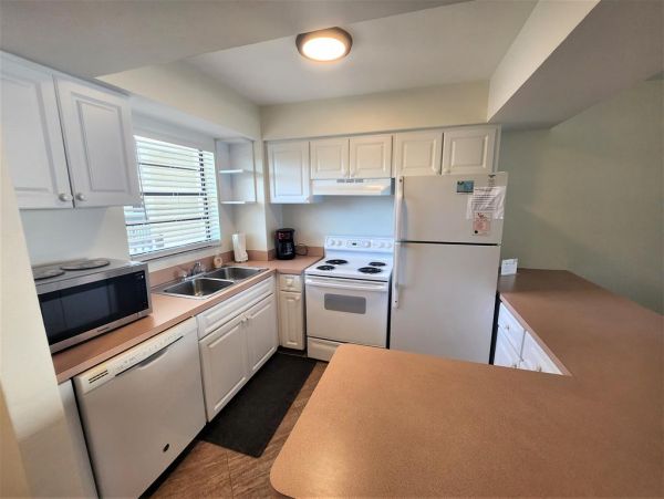 Waterfront Two Bedroom Vacation Rental Condo in Marco Island