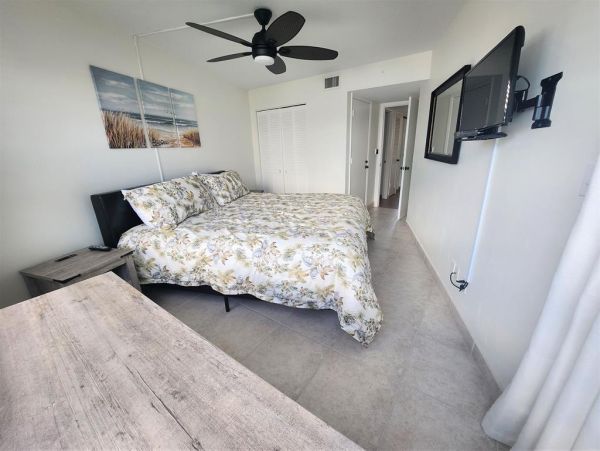 Waterfront Two Bedroom Vacation Rental Condo in Marco Island