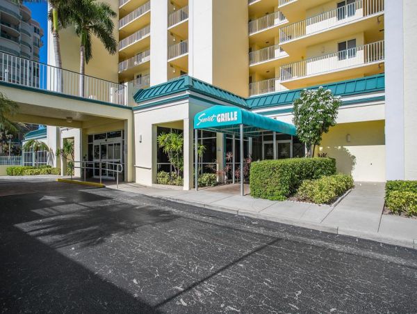 Ocean Views Marco Island Vacation Condo One Bedroom