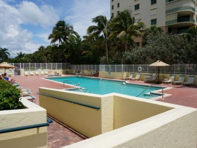 Marco Island Condo 912637