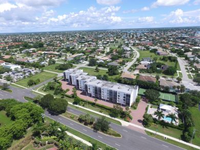Marco Island Condo 912652