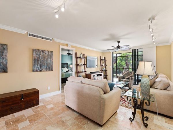 Marco Island Vacation Rental Two Bedroom Condo Walk to Beach