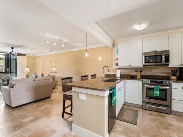 Marco Island Vacation Rental Two Bedroom Condo Walk to Beach