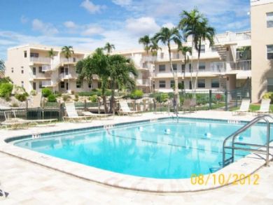 Marco Island Condo 912663