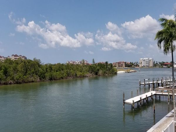 Views of Waterway from this tidy in the Historic District
