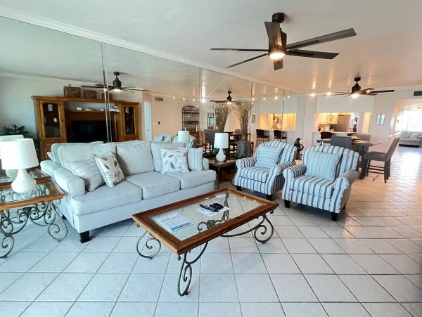 Marco Island 2 Bedroom Condo with Ocean View