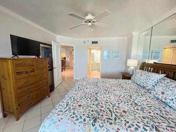 Marco Island 2 Bedroom Condo with Ocean View
