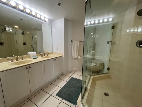 Marco Island 2 Bedroom Condo with Ocean View
