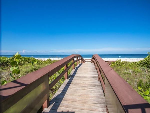 Marco Island 2 Bedroom Condo with Ocean View
