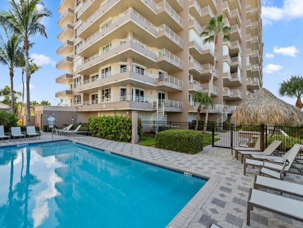 Marco Island 2 Bedroom Condo with Ocean View