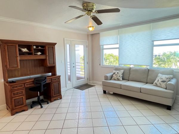 Marco Island 2 Bedroom Condo with Ocean View