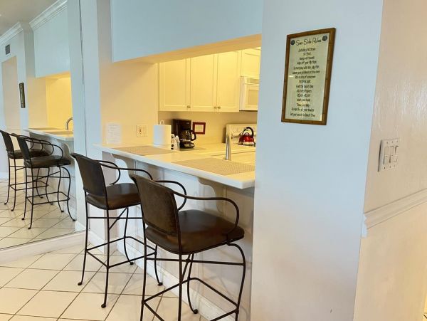 Marco Island 2 Bedroom Condo with Ocean View