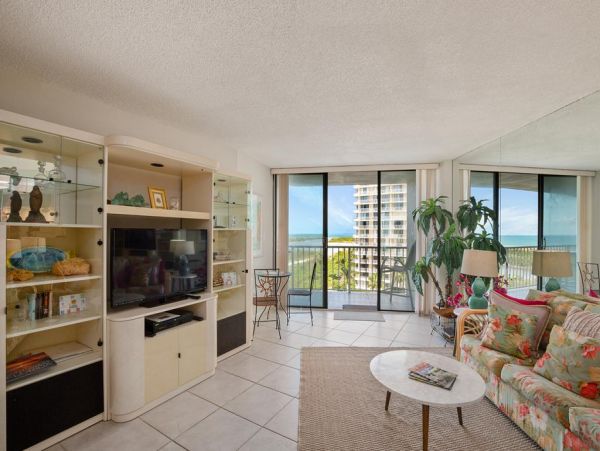 Marco Island Beachfront Rental Condo - additional view, photo 2