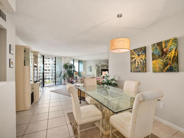 Marco Island Beachfront Rental Condo